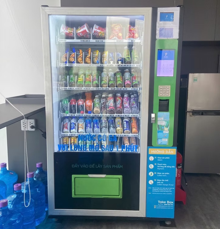 Office service vending machine
